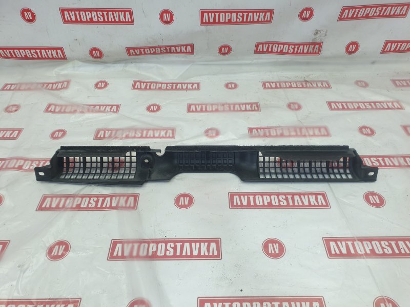 Накладка на решетку радиатора, 450 рублей, Красноярск