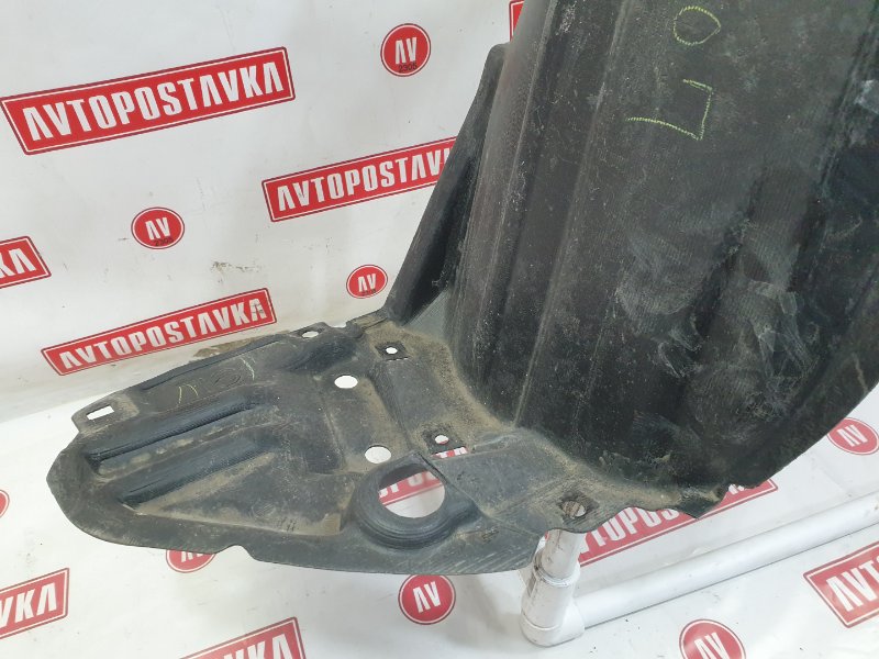 Подкрылок, 1700 рублей, Красноярск