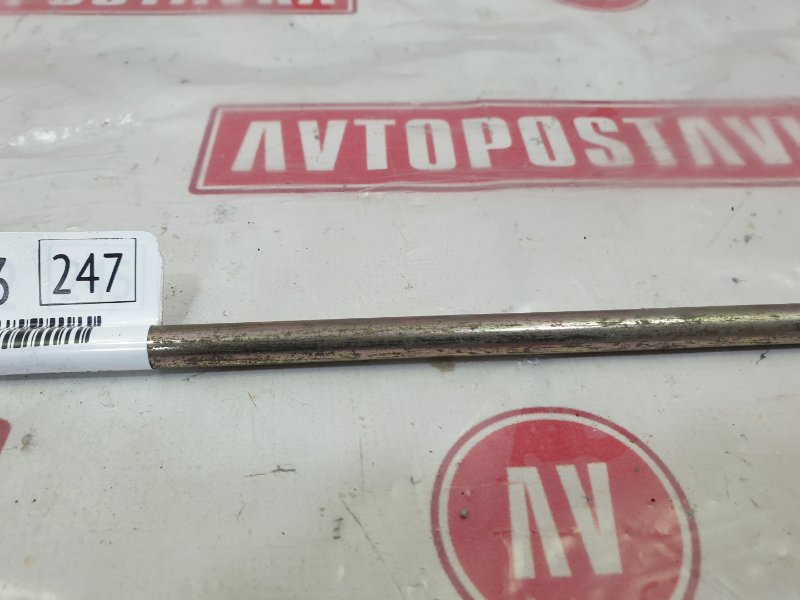 Держатель капота, 500 рублей, Красноярск