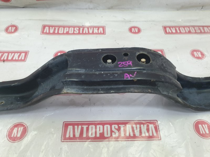 Подрамник поперечный, 900 рублей, Красноярск