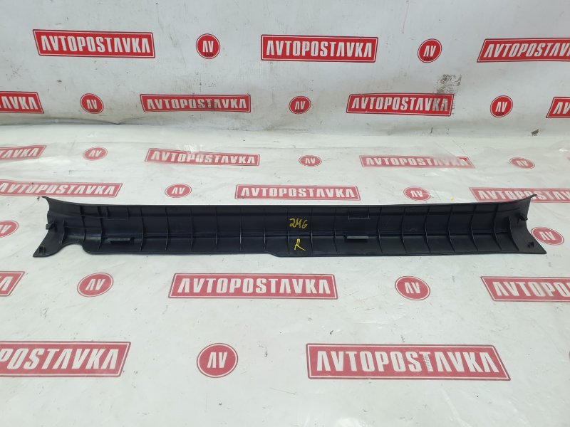 Накладка на порог салона, 500 рублей, Красноярск