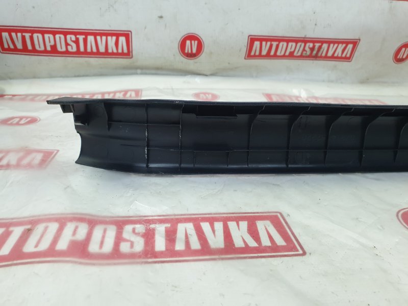 Накладка на порог салона, 500 рублей, Красноярск