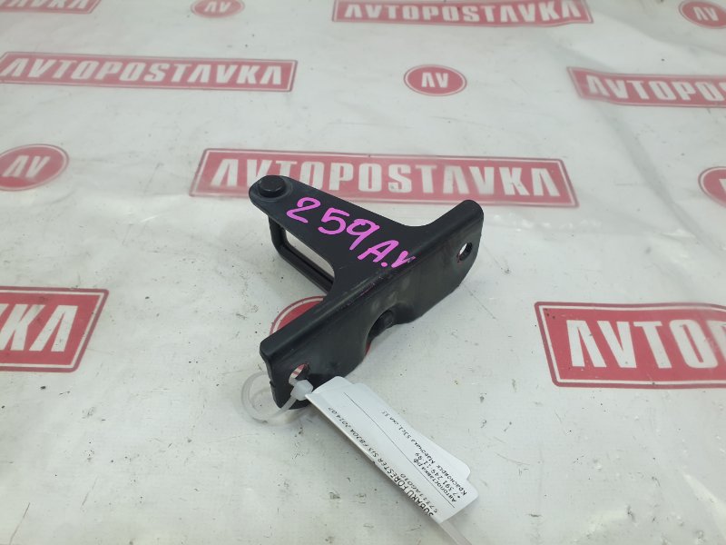 Петля замка капота, 400 рублей, Красноярск