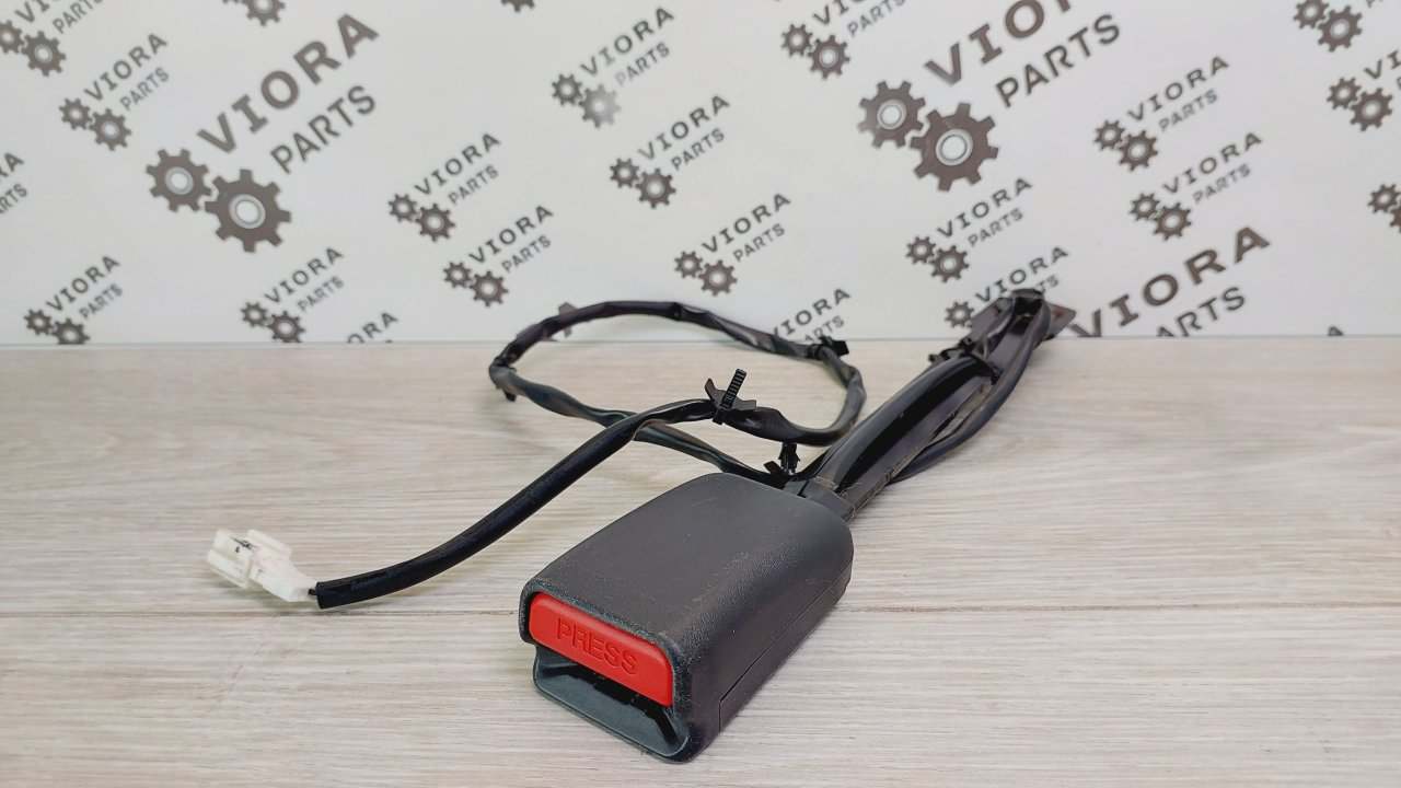 Замок ремня безопасности, 1000 рублей, Лосино-Петровский