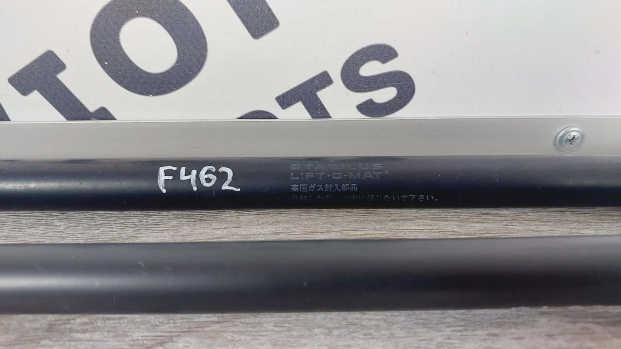 Амортизатор крышки багажника, 900 рублей, Лосино-Петровский