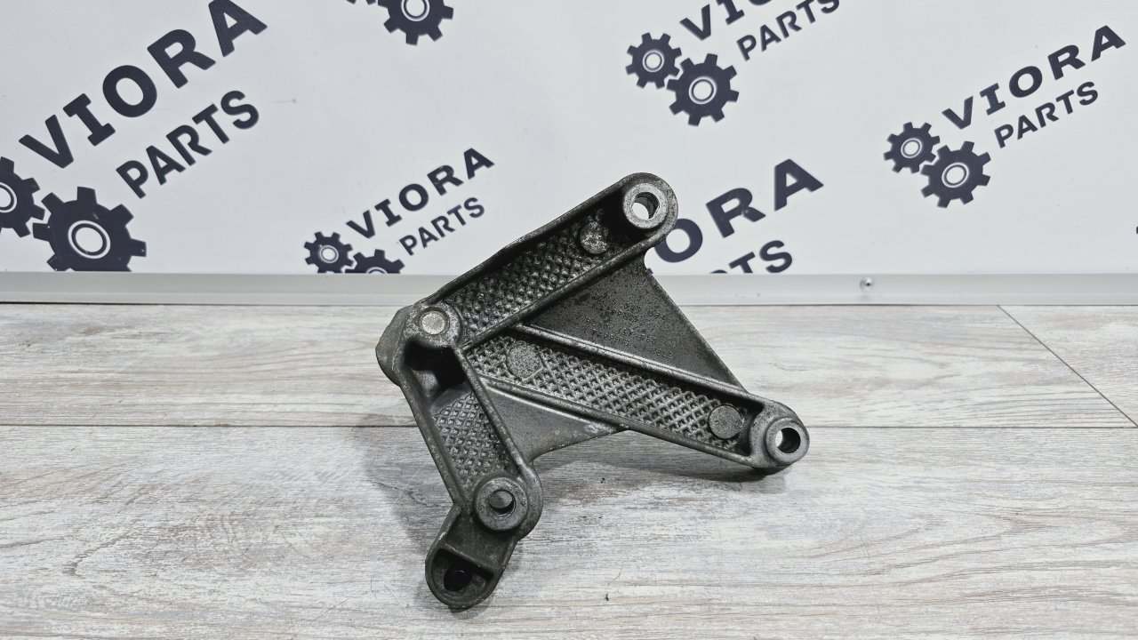 Кронштейн МКПП, 1000 рублей, Лосино-Петровский