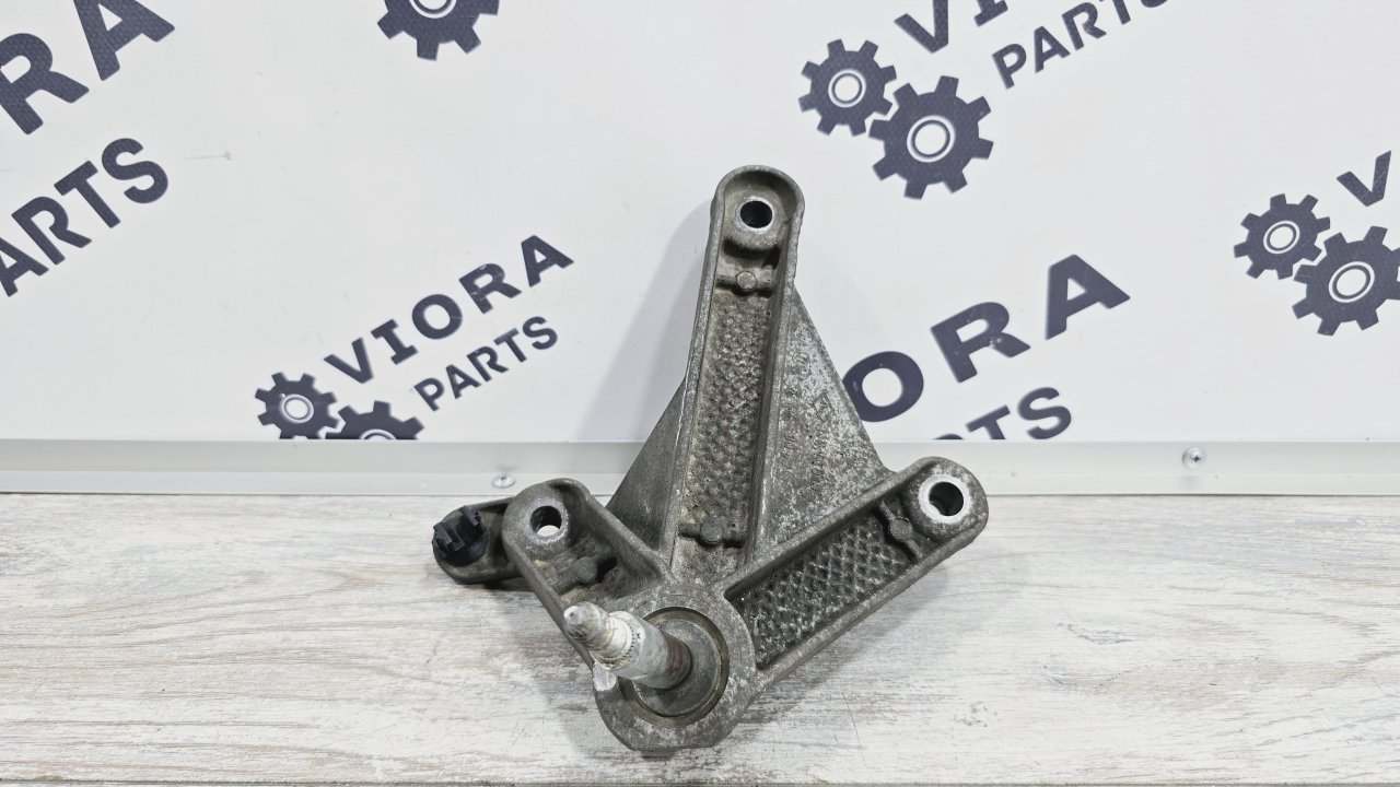 Кронштейн МКПП, 1000 рублей, Лосино-Петровский