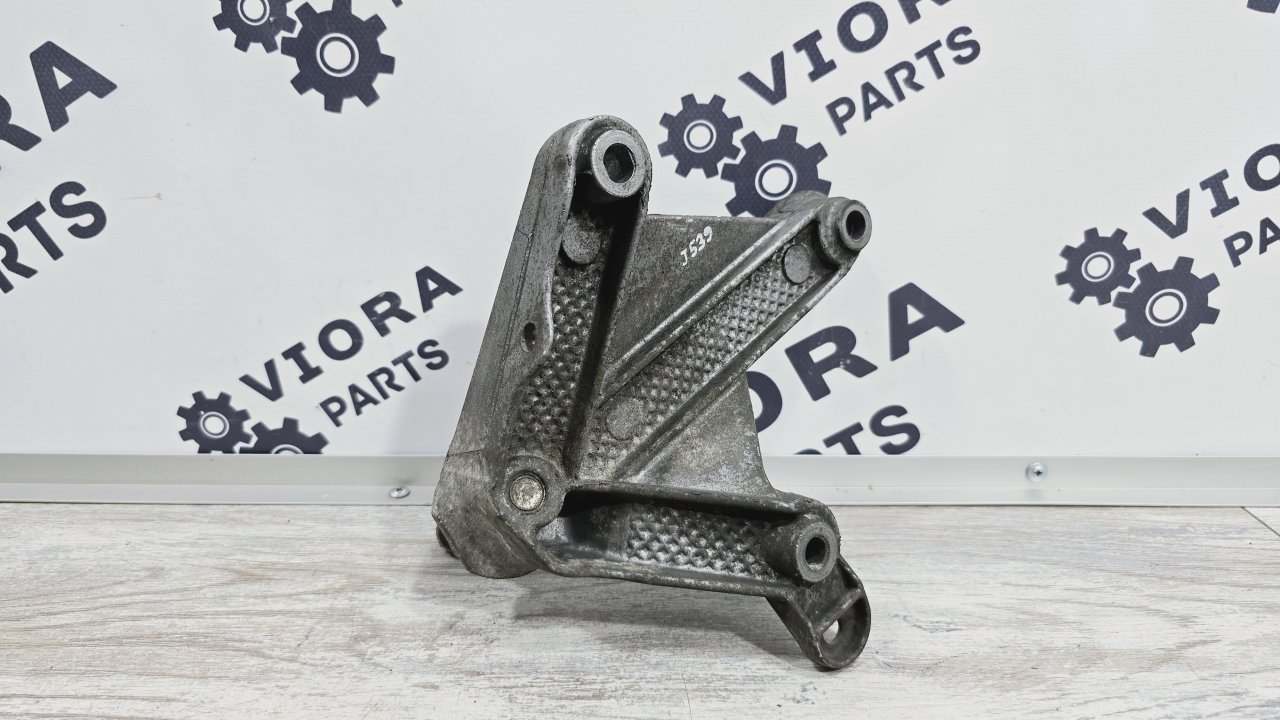 Кронштейн МКПП, 1000 рублей, Лосино-Петровский