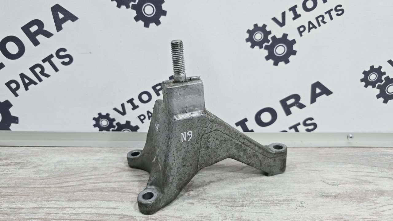 Кронштейн МКПП, 1000 рублей, Лосино-Петровский