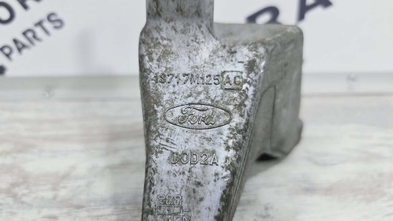 Кронштейн МКПП, 1000 рублей, Лосино-Петровский