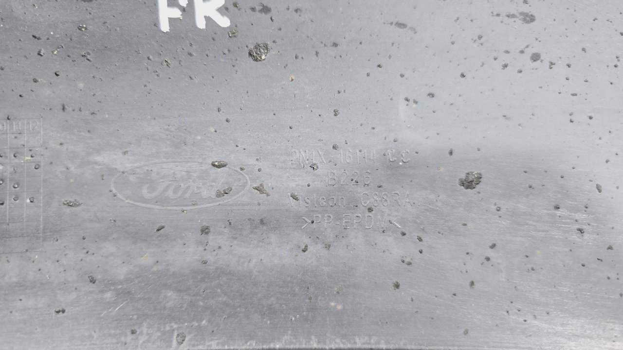 Подкрылок, 2000 рублей, Лосино-Петровский