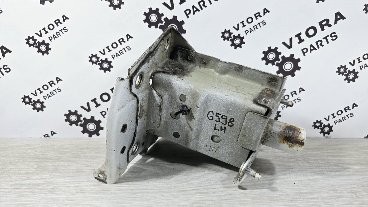 Кронштейн усилителя бампера, 4500 рублей, Лосино-Петровский