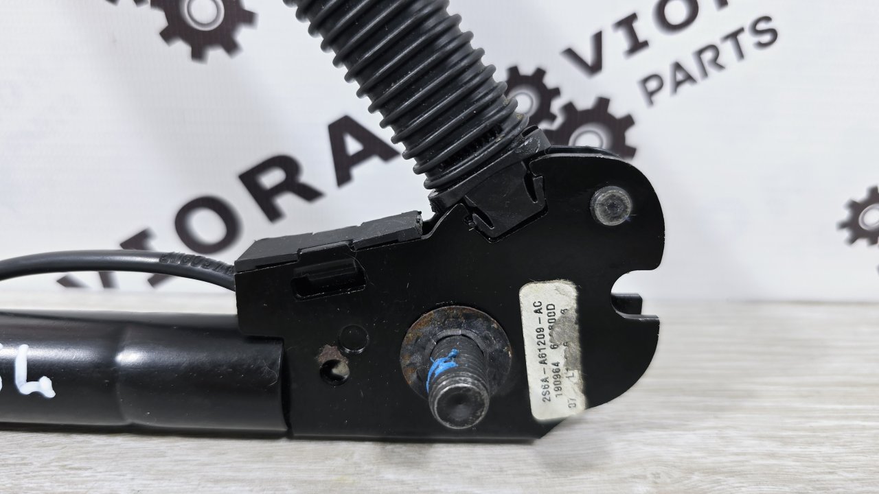 Преднатяжитель ремня безопасности, 1500 рублей, Лосино-Петровский