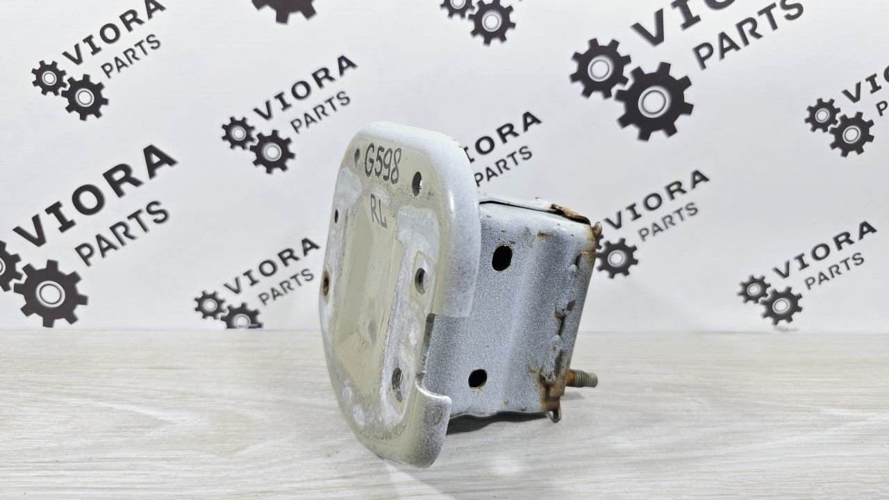 Кронштейн усилителя бампера, 3200 рублей, Лосино-Петровский