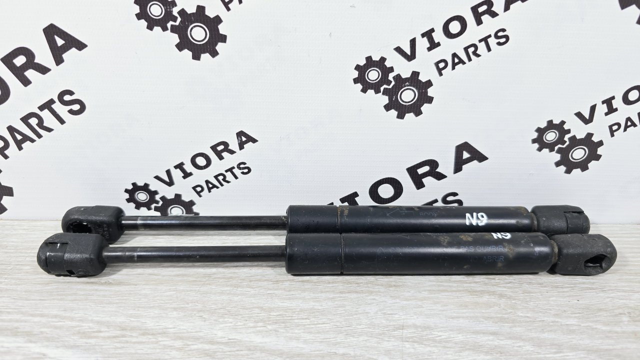 Амортизаторы капота, 1500 рублей, Лосино-Петровский