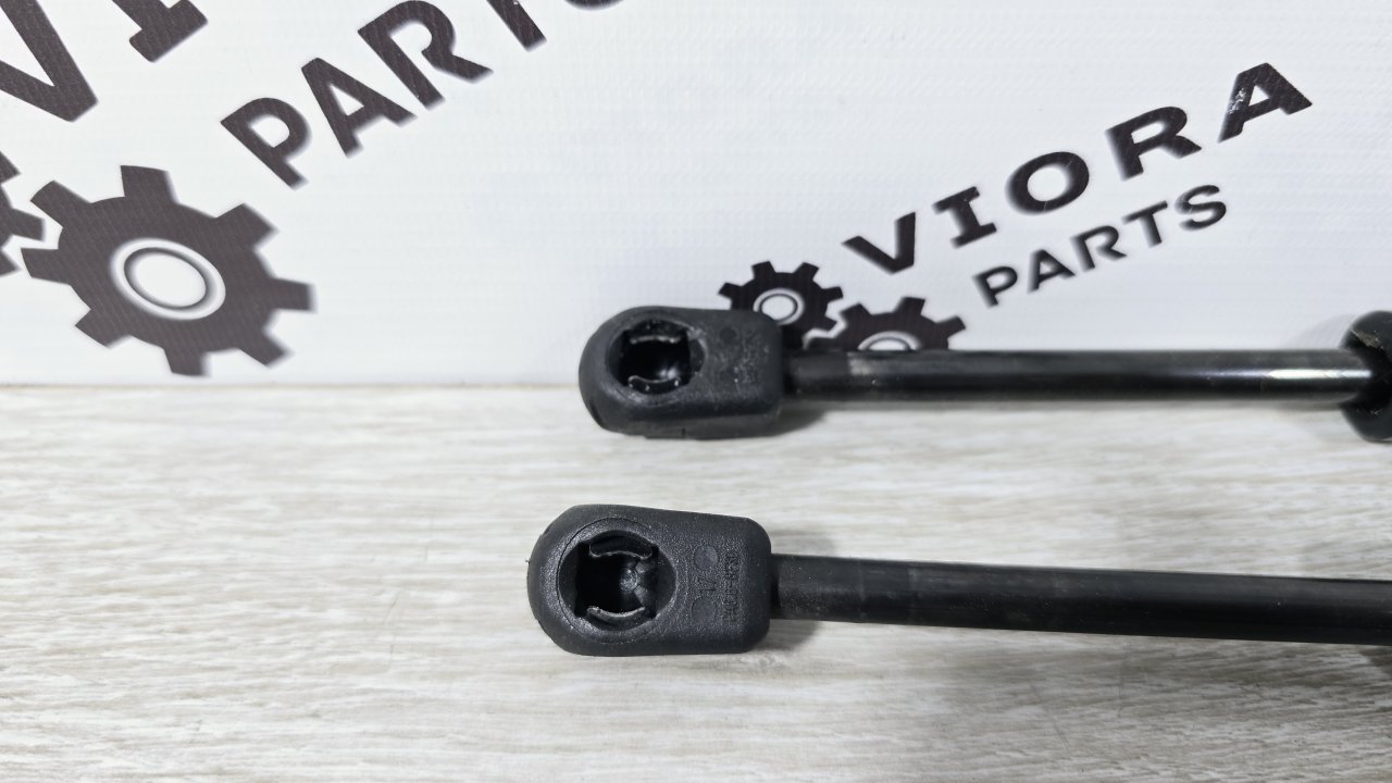 Амортизаторы капота, 1500 рублей, Лосино-Петровский