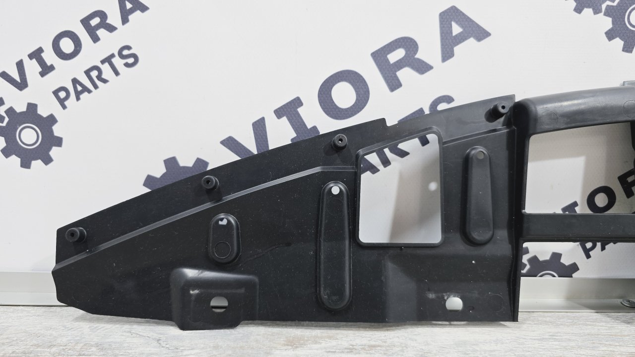 Накладка замка капота, 1800 рублей, Лосино-Петровский