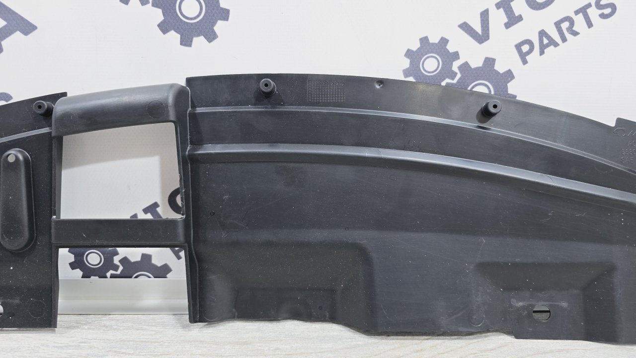 Накладка замка капота, 1800 рублей, Лосино-Петровский