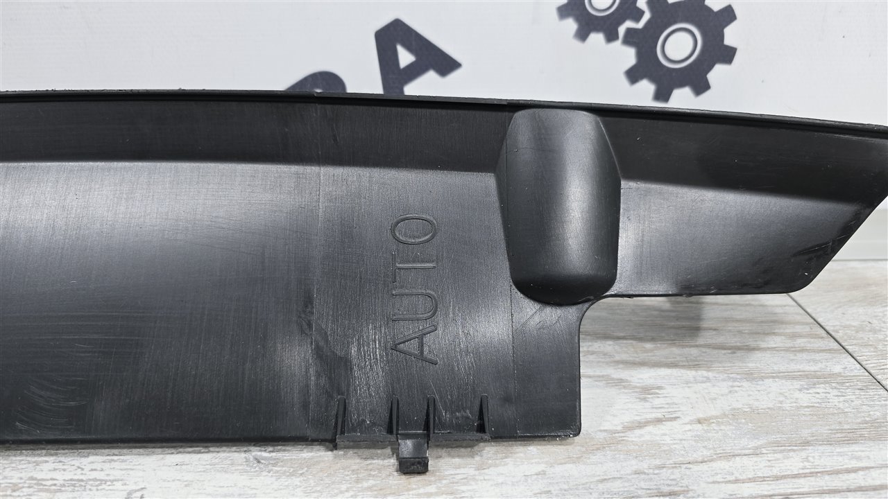 Дефлектор радиатора нижний (АКПП), 3000 рублей, Лосино-Петровский