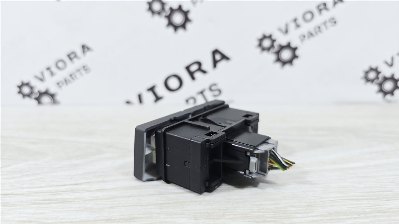 Кнопка обогрева лобового стекла, 1500 рублей, Лосино-Петровский