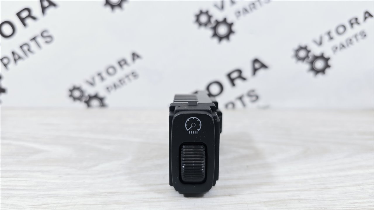 Кнопка подсветки панели приборов, 750 рублей, Лосино-Петровский