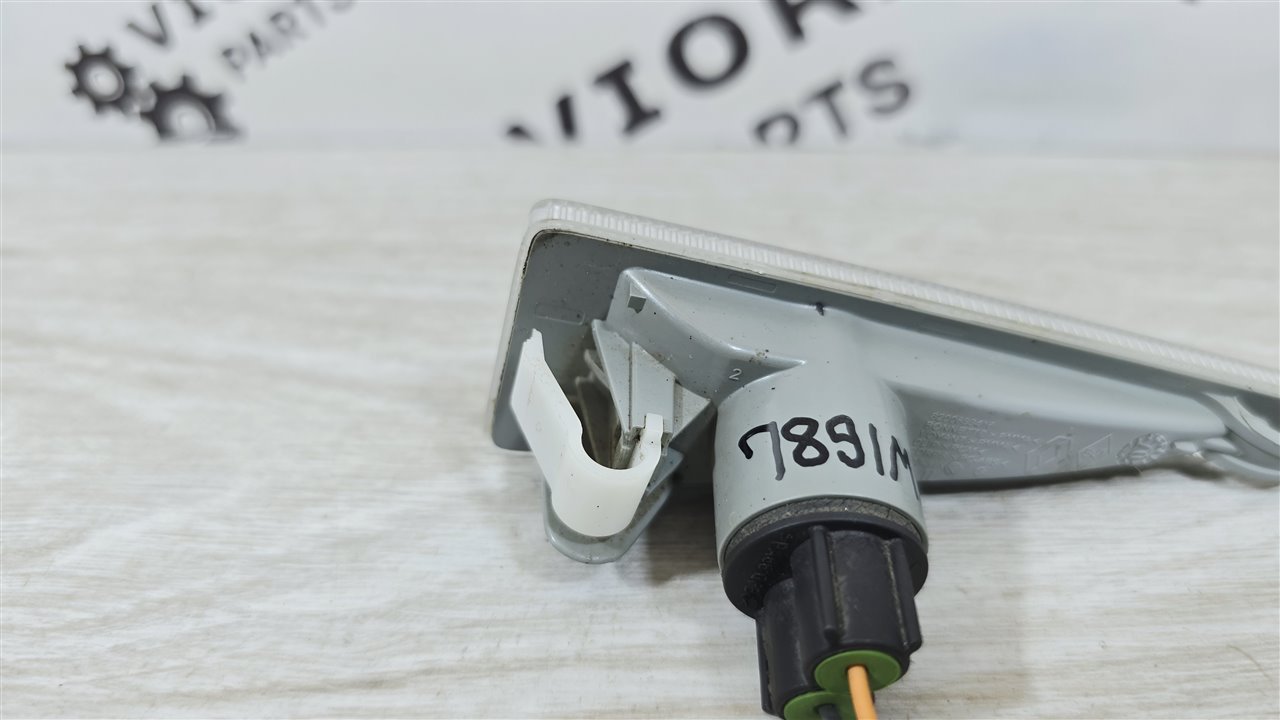 Повторитель поворота в крыло, 700 рублей, Лосино-Петровский