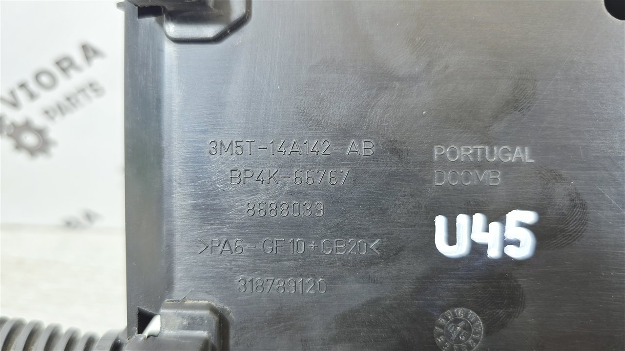 Блок предохранителей под капот, 2800 рублей, Лосино-Петровский