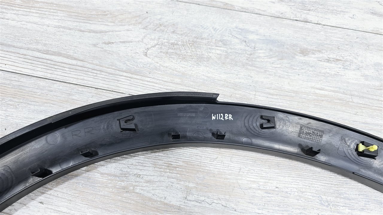 Молдинг расширитель крыла, 1800 рублей, Лосино-Петровский