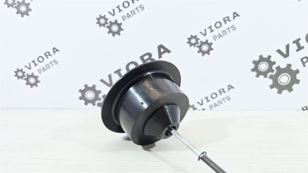 Болт крепления запасного колеса, 750 рублей, Лосино-Петровский