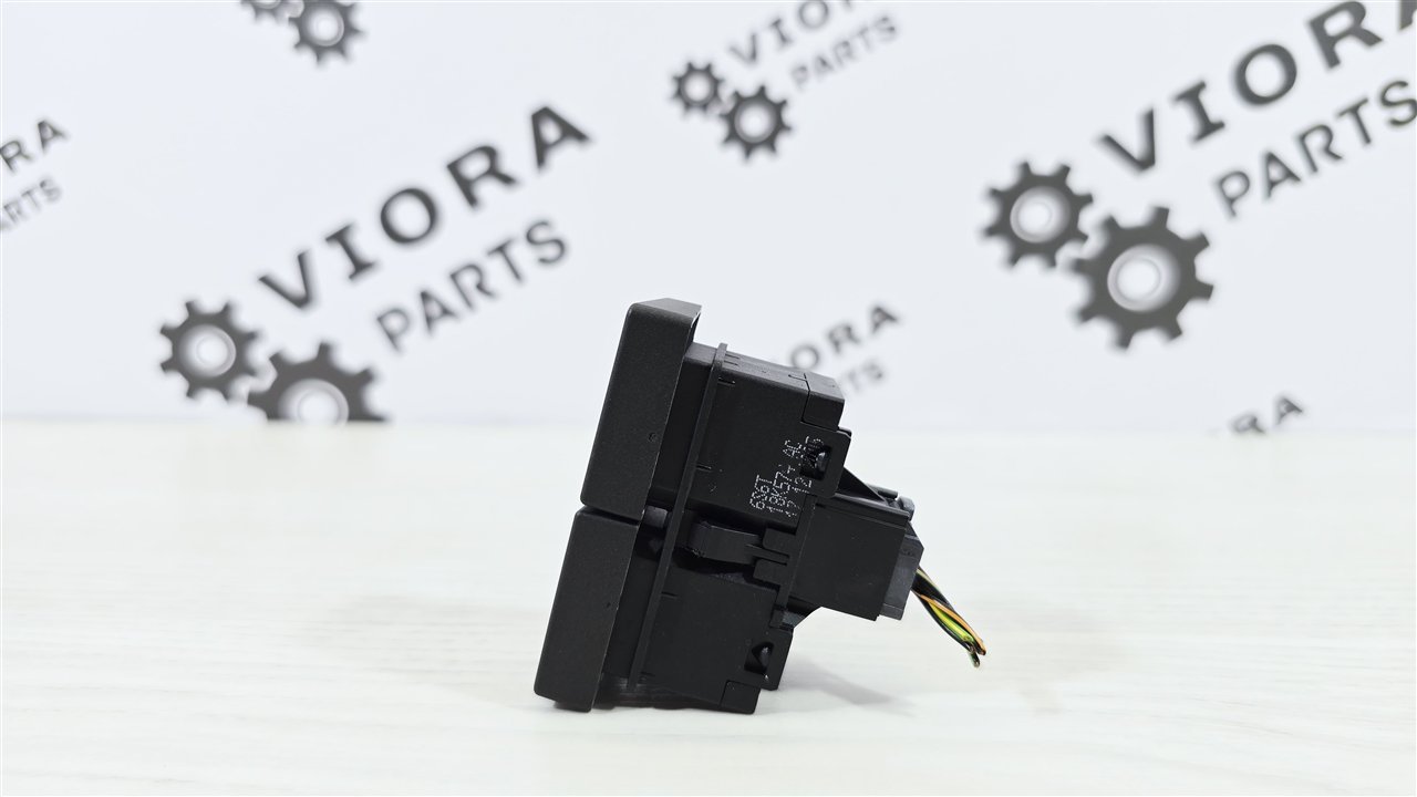 Кнопка обогрева лобового стекла, 1500 рублей, Лосино-Петровский