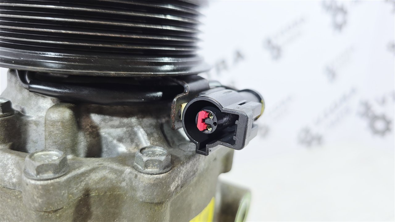 Компрессор кондиционера пробег 40к!, 7000 рублей, Лосино-Петровский