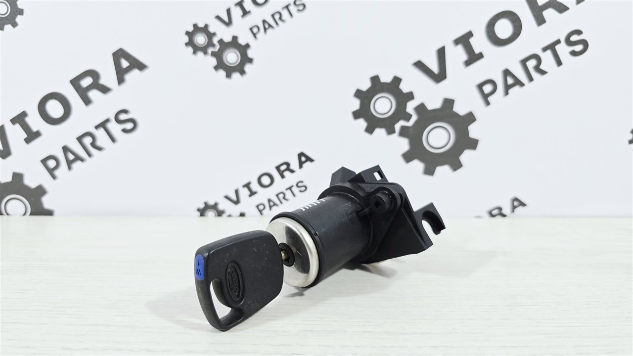 Личинка замка багажника, 3500 рублей, Лосино-Петровский