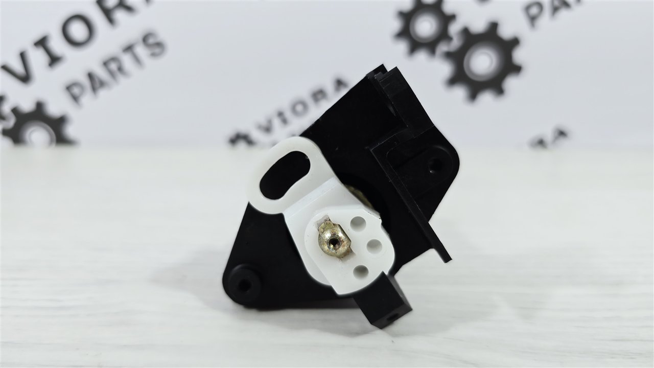 Личинка замка багажника, 3500 рублей, Лосино-Петровский