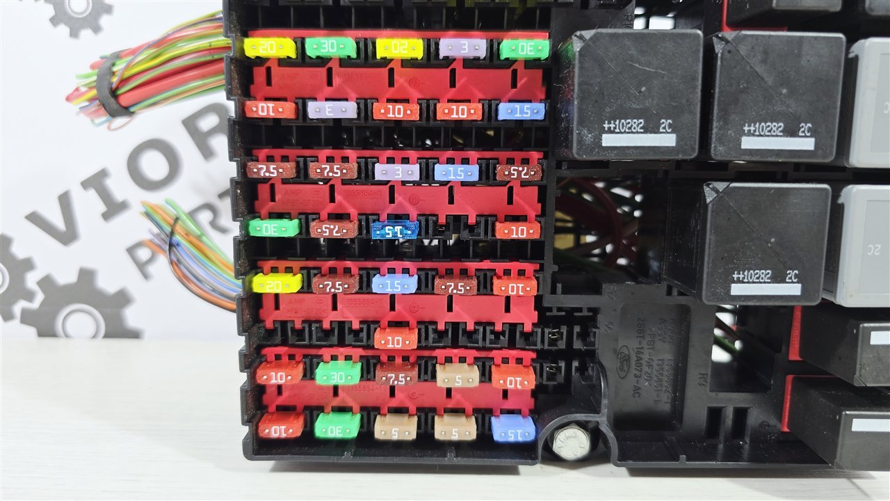 Блок предохранителей под капот, 1800 рублей, Лосино-Петровский