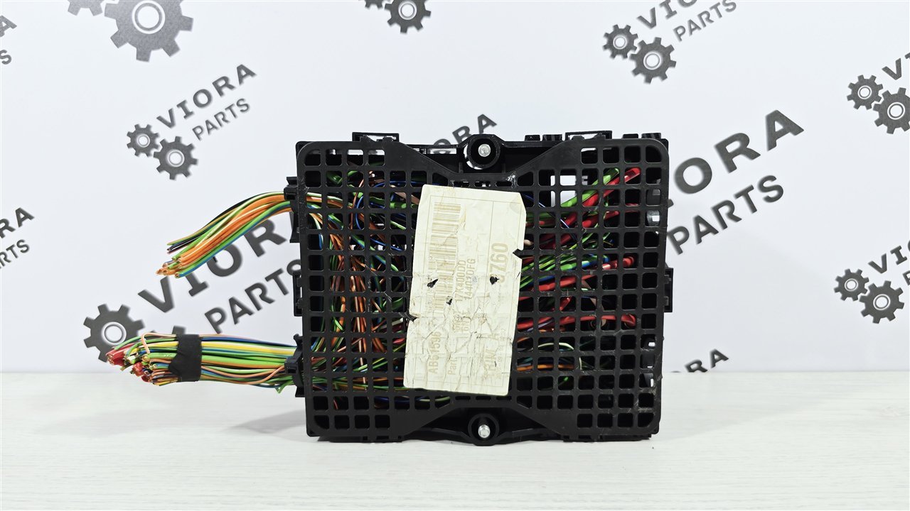 Блок предохранителей под капот, 1800 рублей, Лосино-Петровский