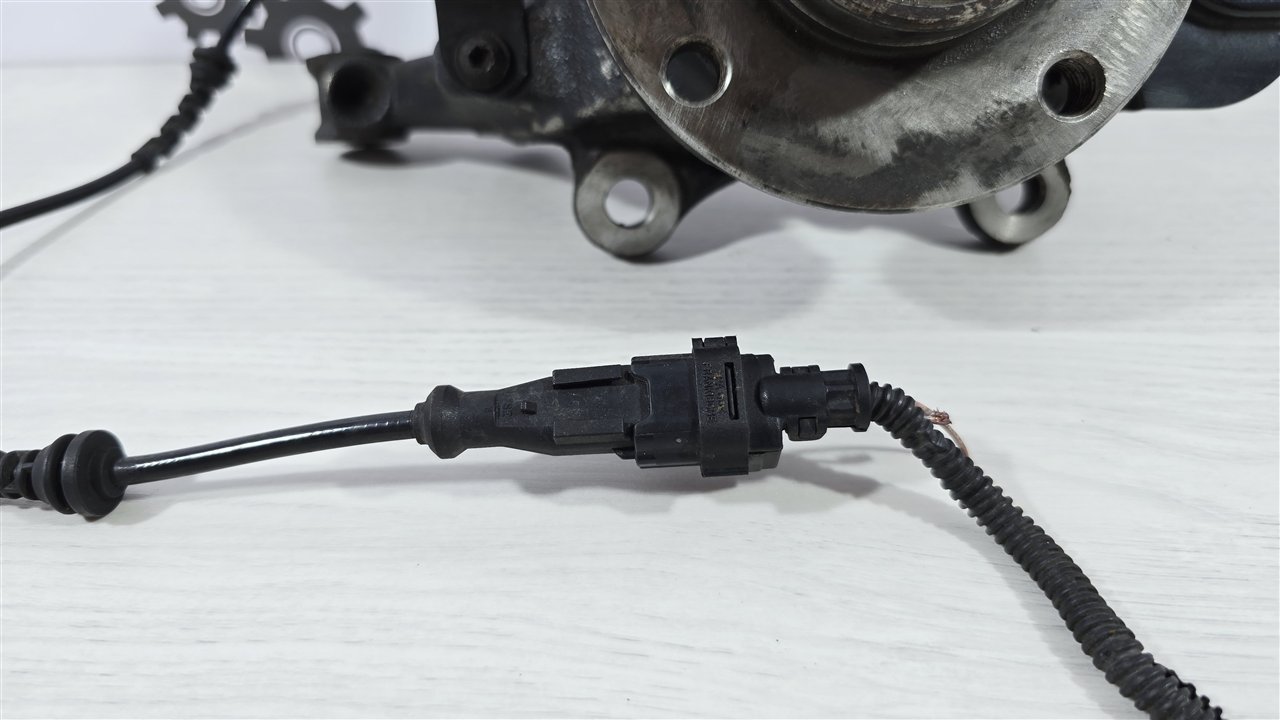 Кулак поворотный, 13000 рублей, Лосино-Петровский