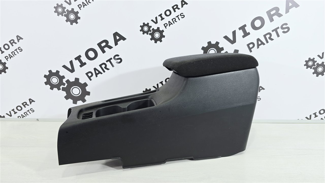 Подлокотник, 2000 рублей, Лосино-Петровский