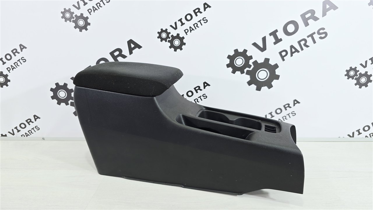 Подлокотник, 2000 рублей, Лосино-Петровский