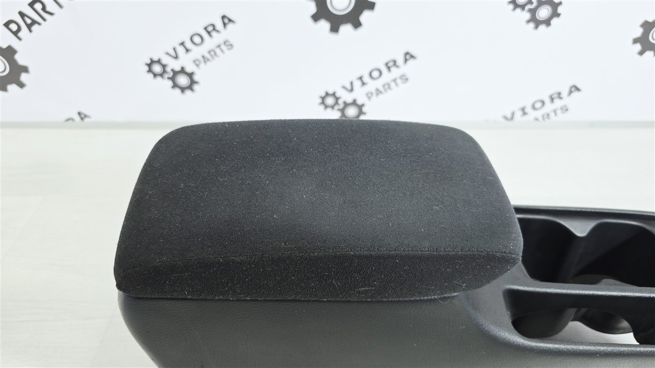 Подлокотник, 2000 рублей, Лосино-Петровский