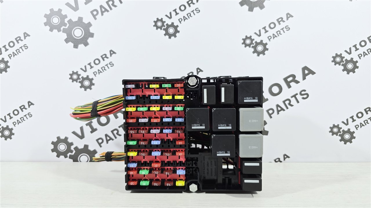 Блок предохранителей под капот, 1800 рублей, Лосино-Петровский