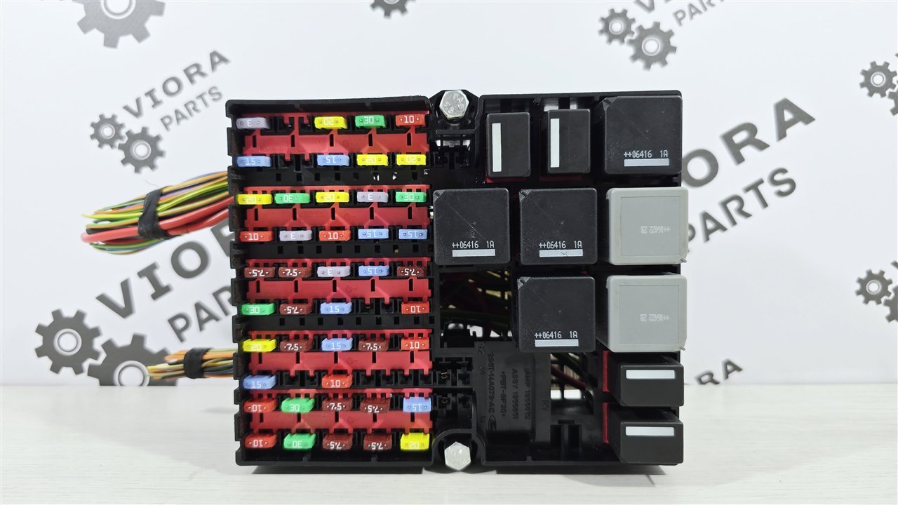 Блок предохранителей под капот, 1800 рублей, Лосино-Петровский