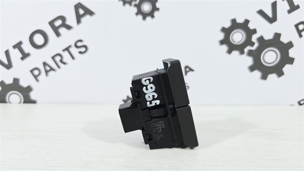 Кнопка обогрева лобового стекла, 1500 рублей, Лосино-Петровский