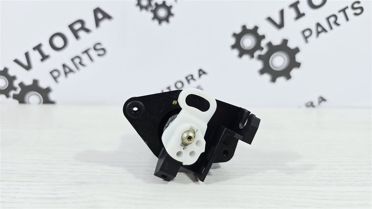 Личинка замка багажника, 3500 рублей, Лосино-Петровский