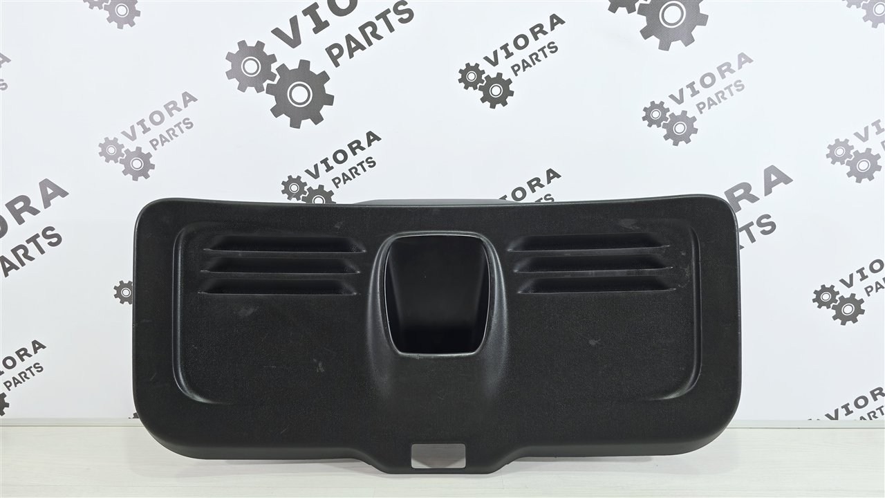 Обшивка крышки багажника, 2200 рублей, Лосино-Петровский