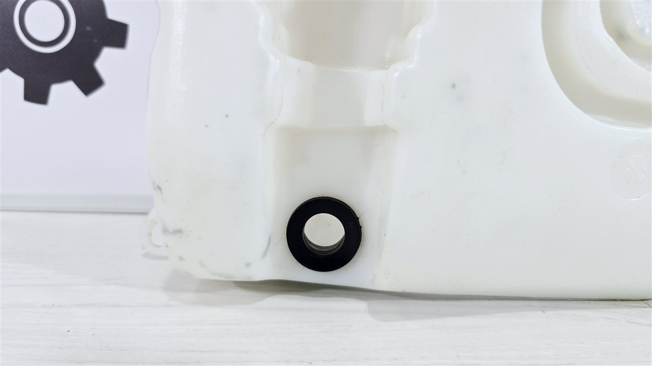 Бачок омывателя лобового стекла, 3200 рублей, Лосино-Петровский