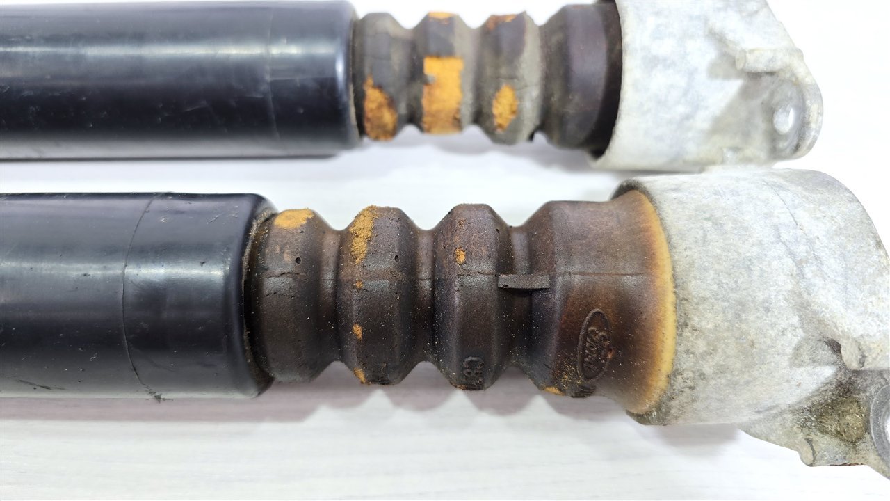 Амортизаторы комплект пробег 30к, 4000 рублей, Лосино-Петровский