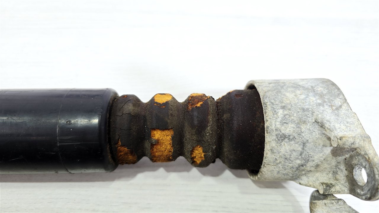 Амортизаторы комплект пробег 30к, 4000 рублей, Лосино-Петровский