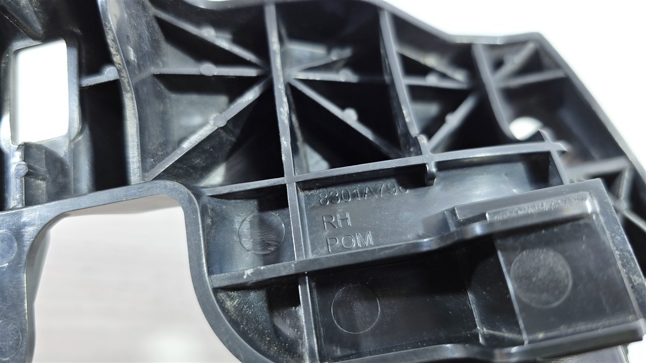 Кронштейн фары, 4000 рублей, Лосино-Петровский