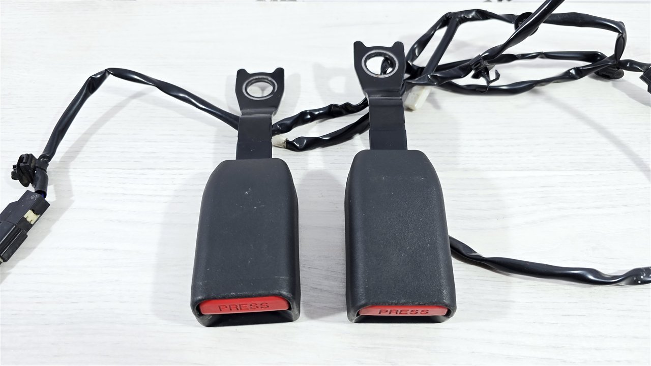 Замки ремней безопасности, 1200 рублей, Лосино-Петровский