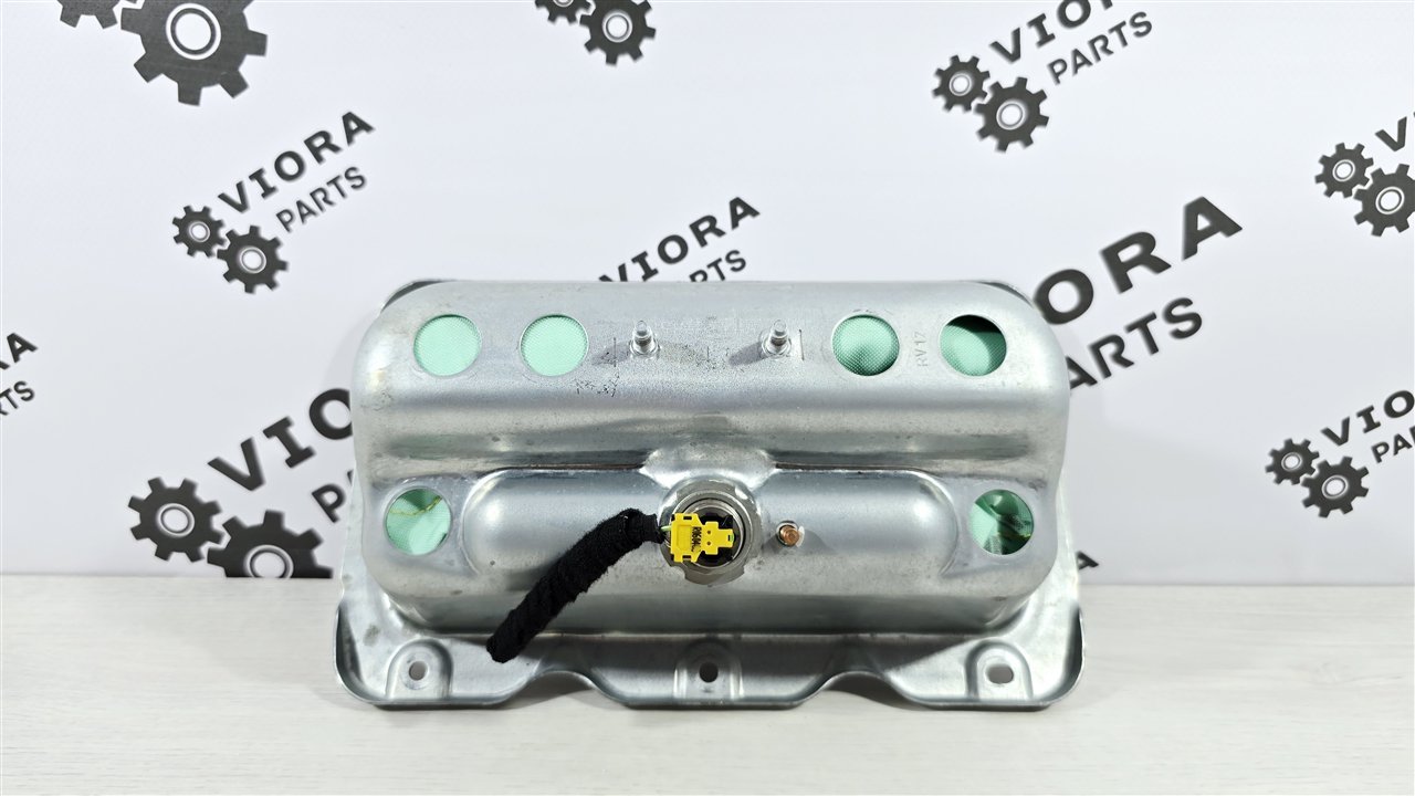 Подушка безопасности в торпедо, 2000 рублей, Лосино-Петровский